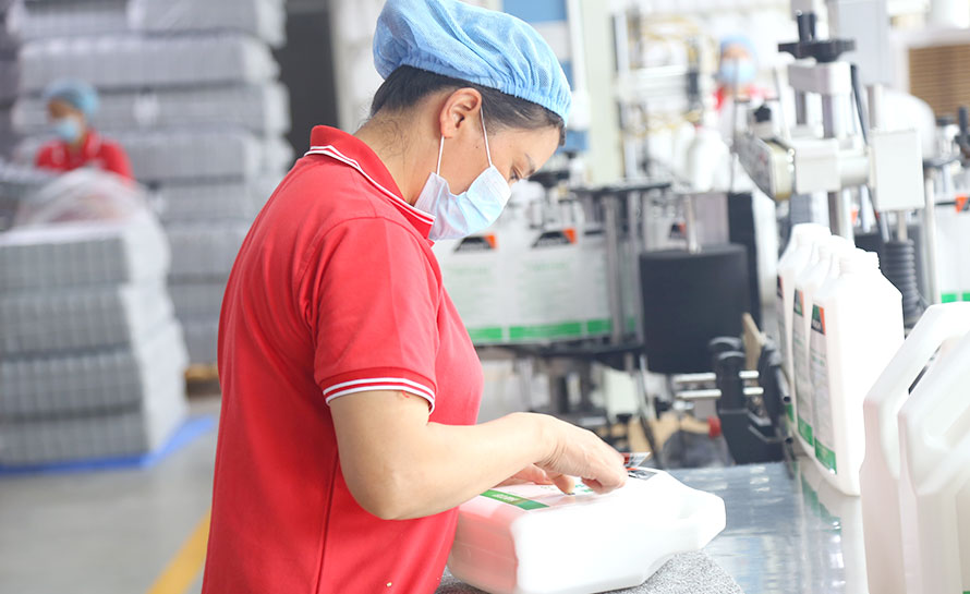 冠一貼標(biāo)線照片 冠一貼標(biāo)線照片