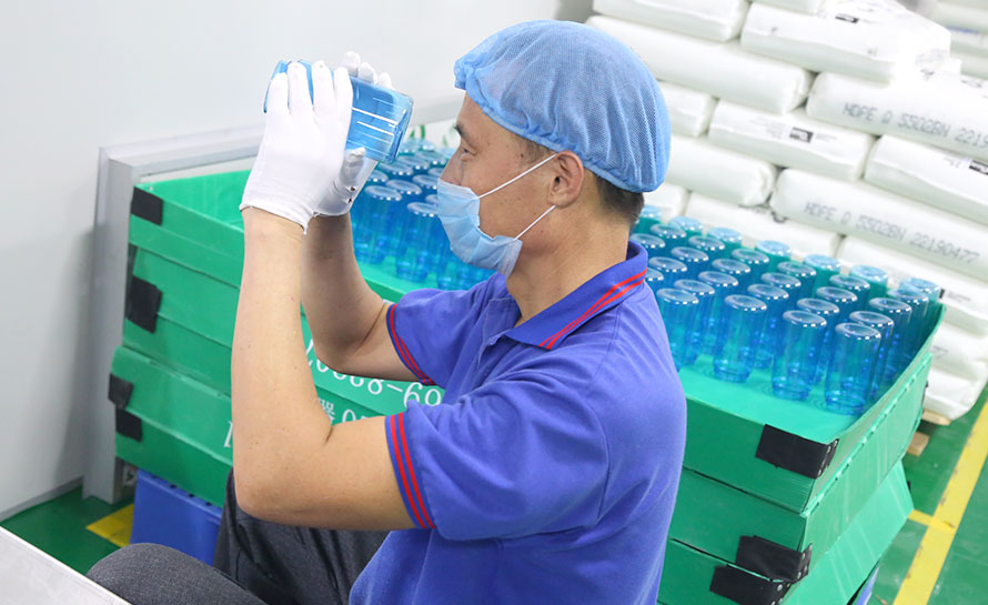 冠一塑料杯車間 冠一塑料杯車間